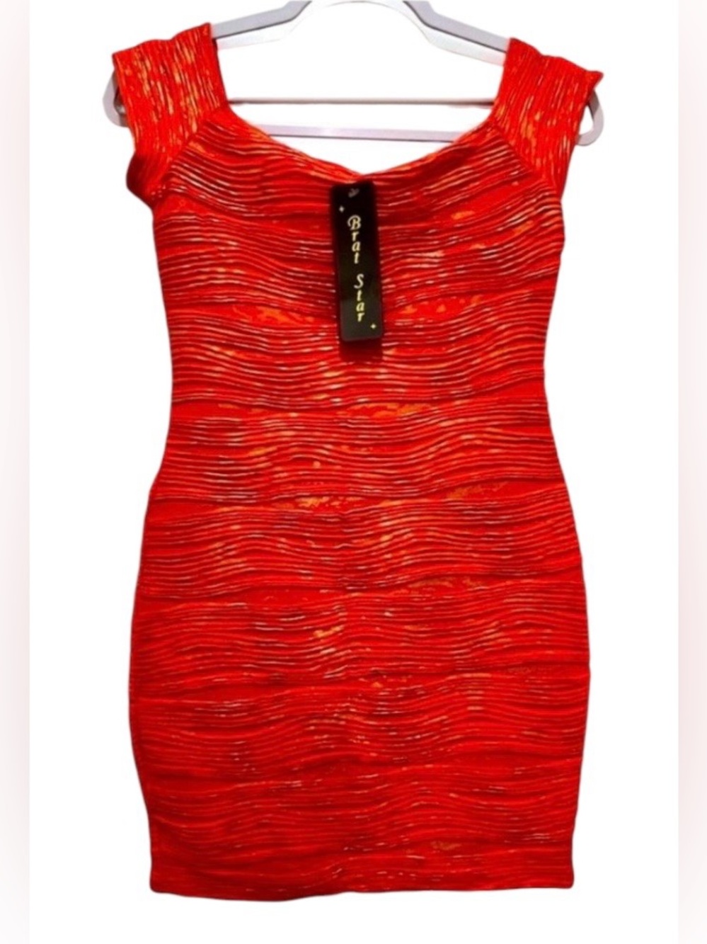 NWT Brat Star Small short sleeve scoop neck ruched coral dress with gold accents